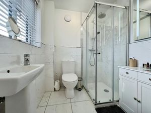 Photo 10- click for photo gallery